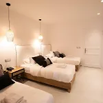 The George Mykonos