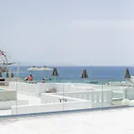 The George Mykonos Szálloda Platísz Jalósz