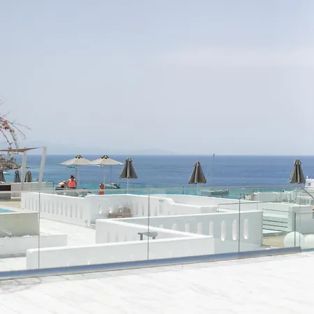 The George Mykonos Szálloda Platísz Jalósz
