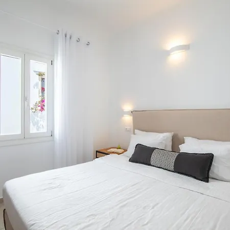 The George Mykonos 4*
