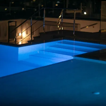 The George Mykonos
