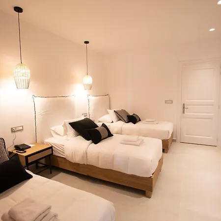 The George Mykonos