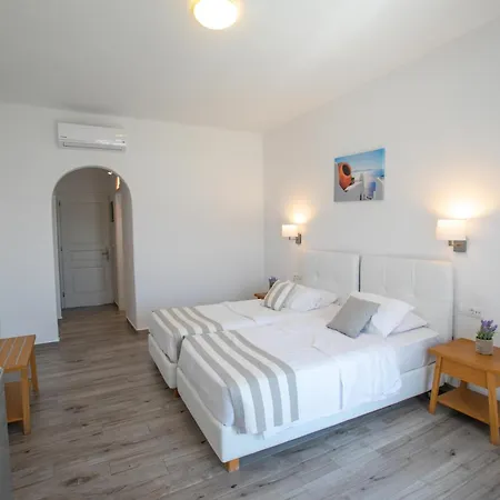 The George Mykonos Platis Yialos
