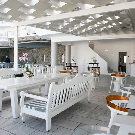 The George Mykonos