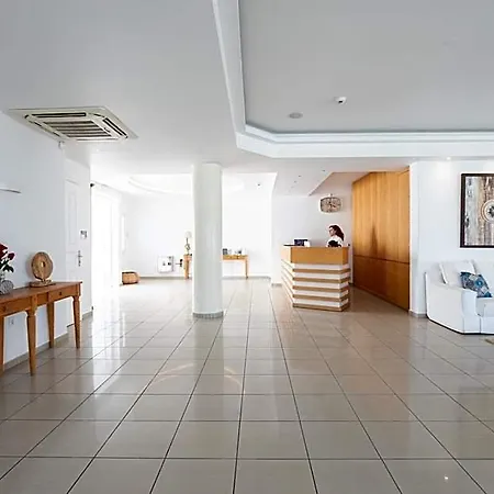 The George Mykonos