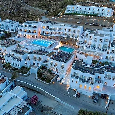 The George Mykonos Hotel