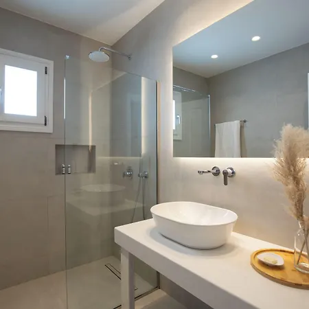 The George Mykonos 4* פלאטיס יאלוס