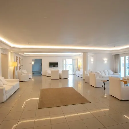 The George Mykonos Отель 4*