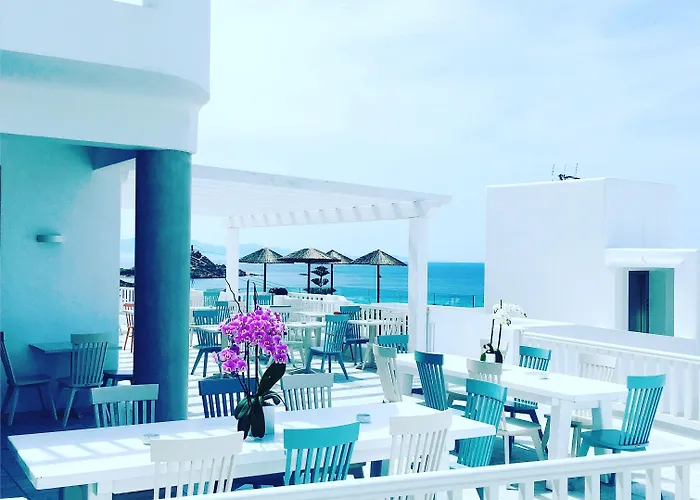 The George Mykonos 4*